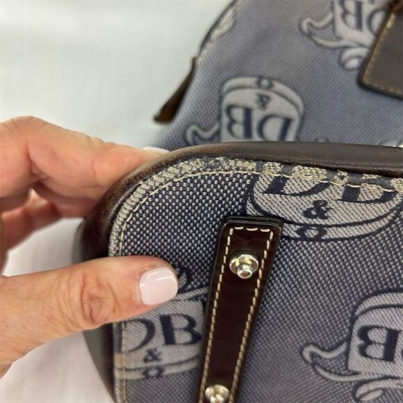 Vintage Dooney & Bourke Donegal Crest Dome Signature DB Satchel Purse FLAW - Picture 9 of 16